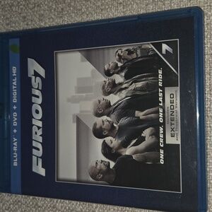 Blu-Ray & DVD: Furious 7